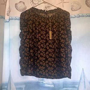 Max Studio NWT long-sleeve shirt